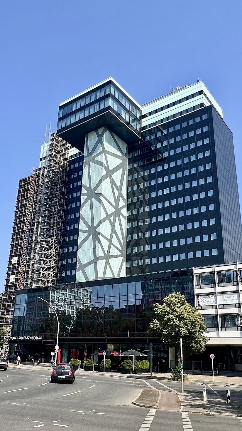 Hotel RIU Berlin exterior Hotel RIU Berlin exterior